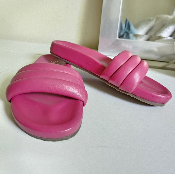 Seychelles Low Key Sandals. Size 6 - Picture 2 of 9